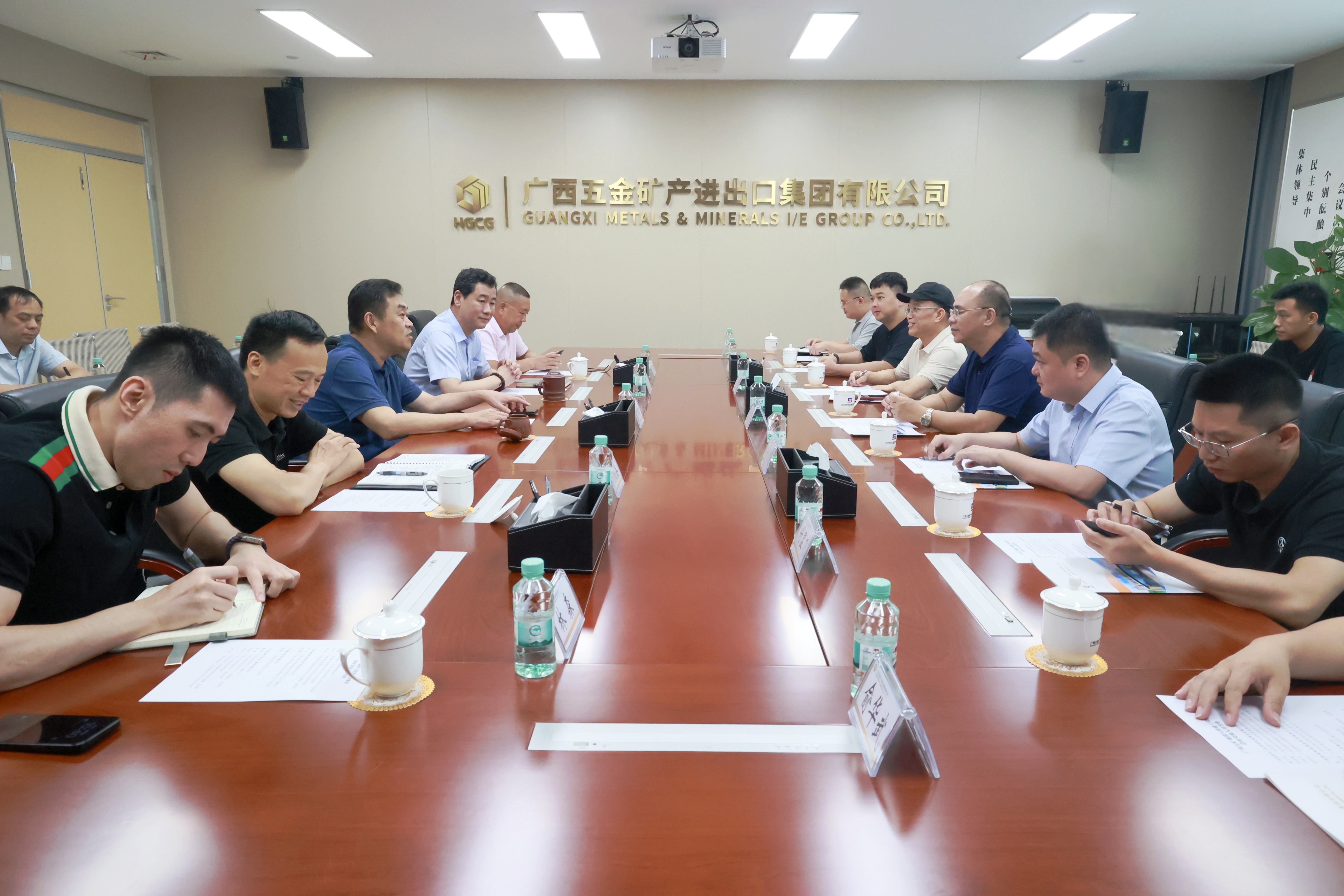 五礦動(dòng)態(tài) | 探索綜合能源合作新模式！曹津津會(huì)見(jiàn)貴港工投集團(tuán)隆永恒一行